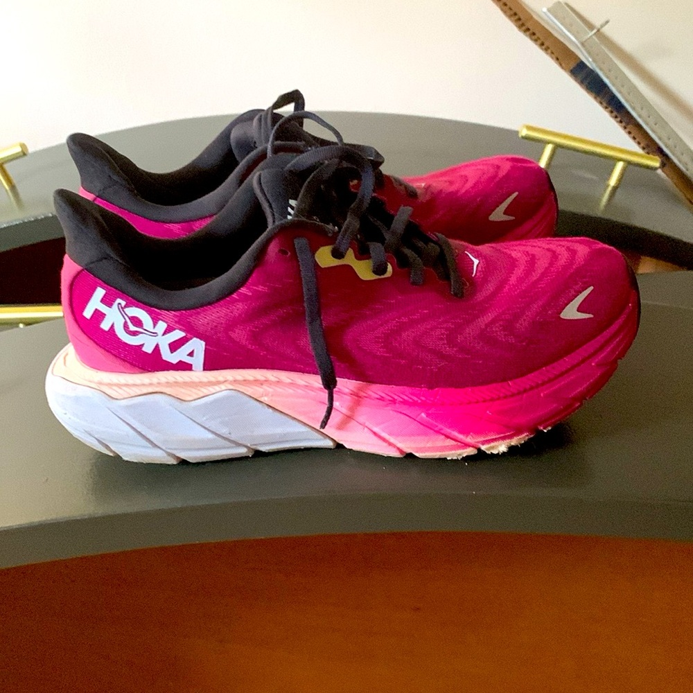 Hoka size 7.5